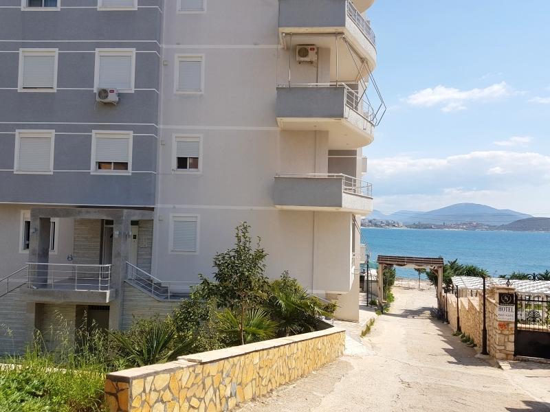 Holiday Apartment Alma Саранде Екстериор снимка